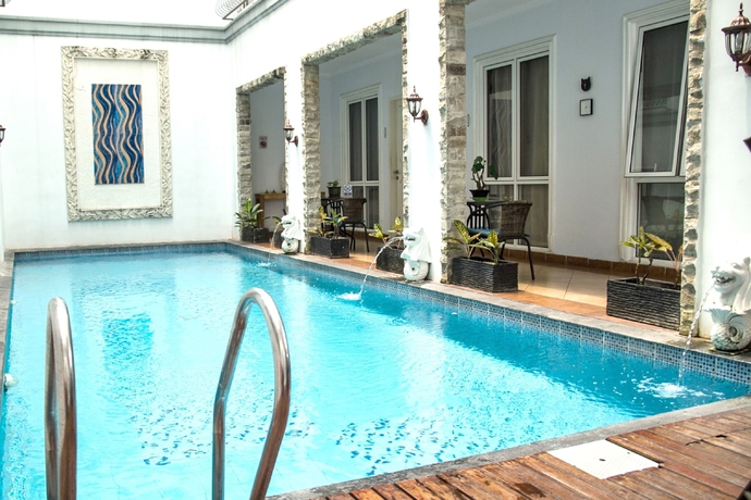 Imagen de la piscina del Hotel Sun Rise House. Foto 19