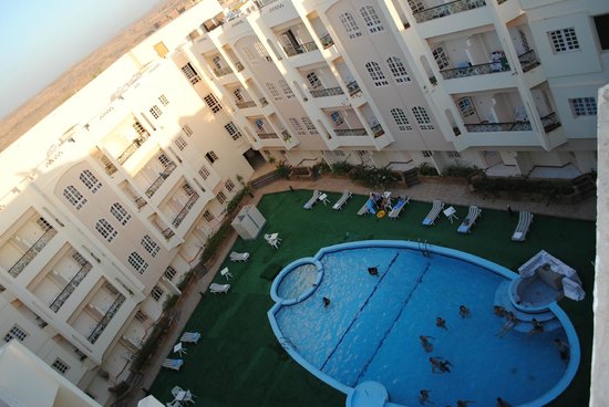 Imagen de los interiores del Hotel Sun Set Resort. Foto 5