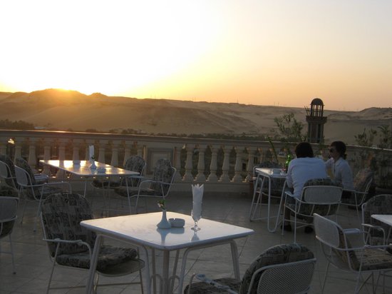 Imagen de los interiores del Hotel Sun Set Resort. Foto 6