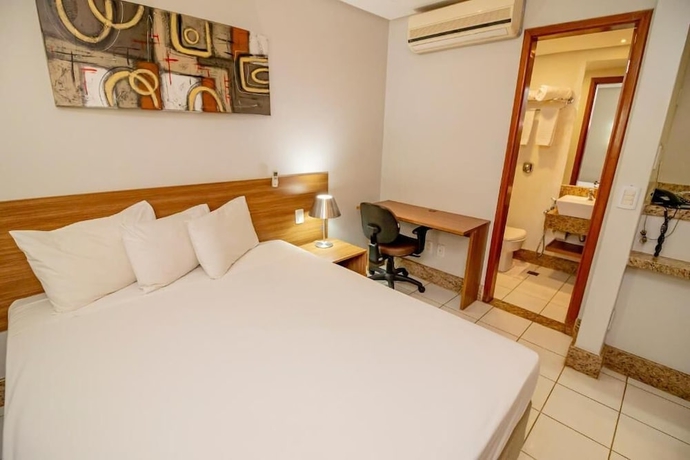 Imagen de la habitación del Hotel Sun Square Suites. Foto 6