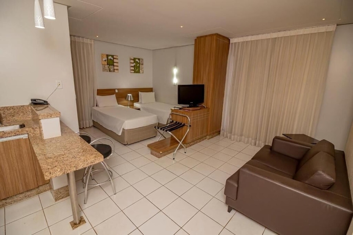 Imagen de la habitación del Hotel Sun Square Suites. Foto 12
