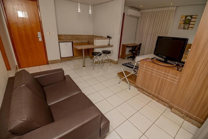 Imagen de la habitación del Hotel Sun Square Suites. Foto 13