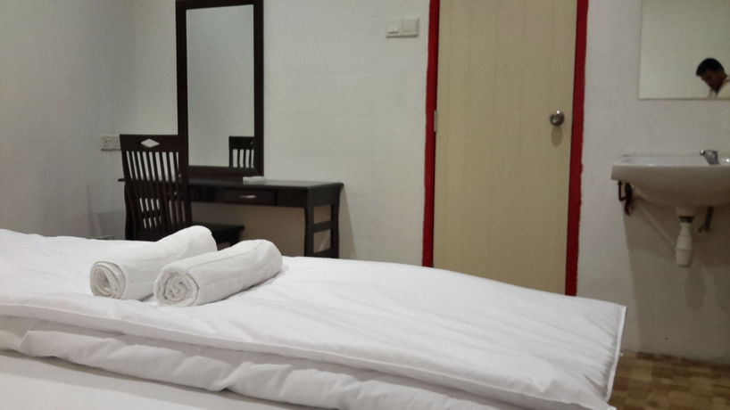 Imagen de la habitación del Hotel Sun Stay Inn. Foto 2