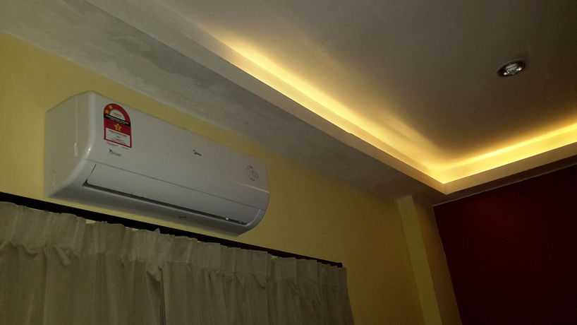 Imagen de la habitación del Hotel Sun Stay Inn. Foto 11