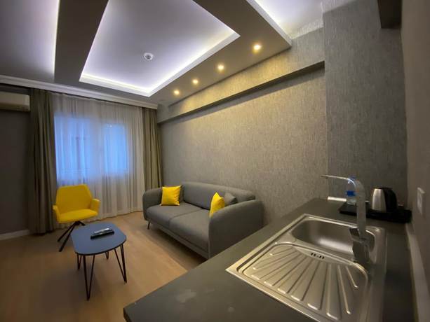 Imagen de la habitación del Hotel Sun Suit. Foto 3
