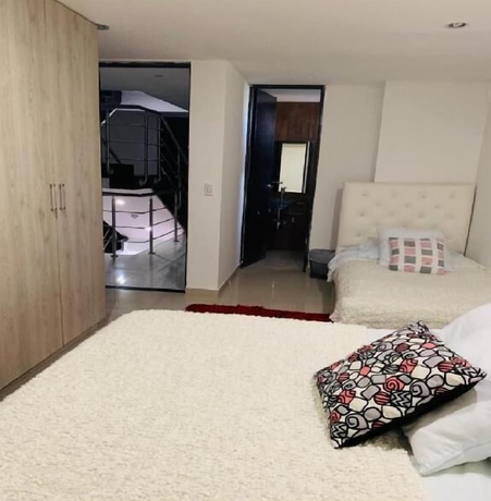 Imagen de la habitación del Hotel Sun Suite. Foto 9