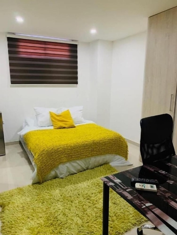 Imagen de la habitación del Hotel Sun Suite. Foto 10