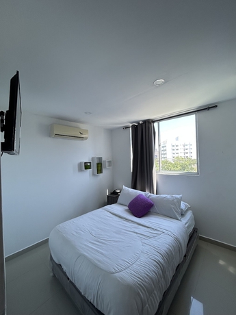 Imagen de la habitación del Hotel Sun Suite. Foto 14