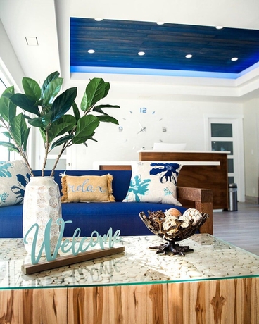 Imagen de los interiores del Hotel Sun Tower and Suites On The Beach. Foto 16
