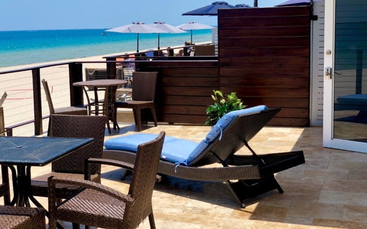 Imagen de la habitación del Hotel Sun Tower and Suites On The Beach. Foto 11