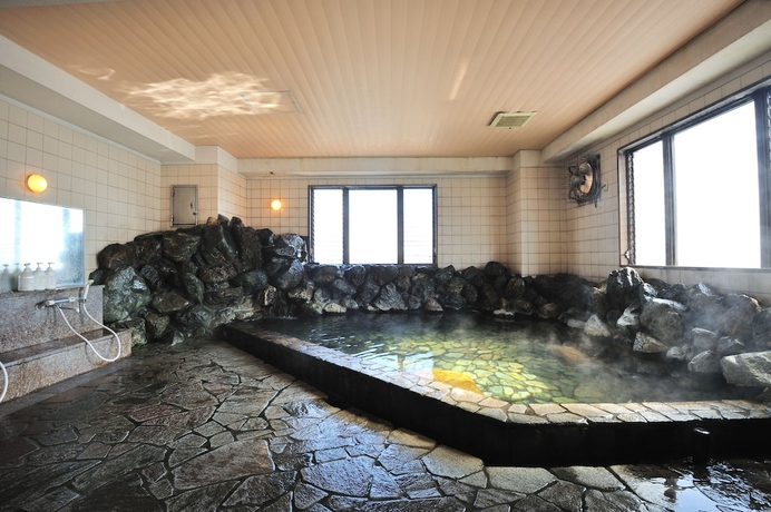 Imagen de la piscina del Hotel Sun Valley, Beppu. Foto 18