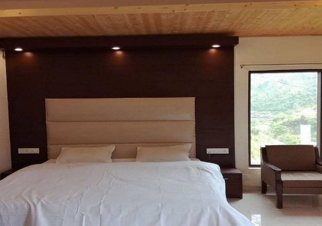 Imagen de la habitación del Hotel Sun Village Resort. Foto 6