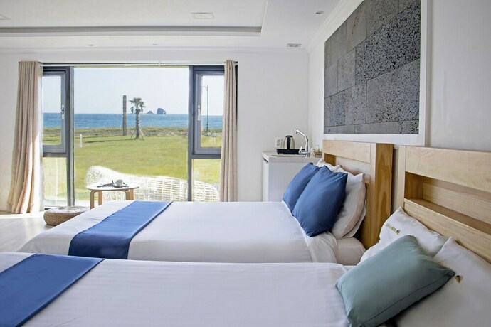 Imagen de la habitación del Hotel Sun and Moon Resort. Foto 24