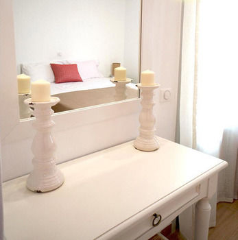 Imagen de la habitación del Hotel Sun and Moon Villas. Foto 6
