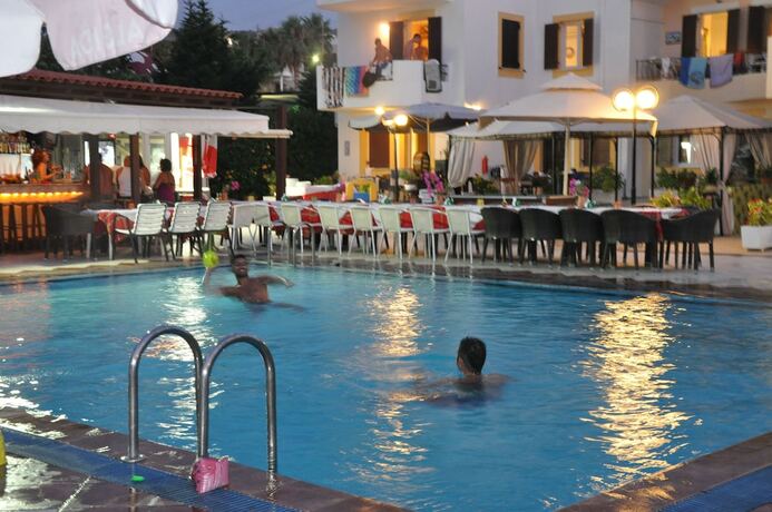 Imagen general del Hotel Sun and Sea Apartments. Foto 6
