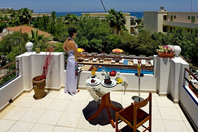 Imagen general del Hotel Sun and Sea Apartments. Foto 11
