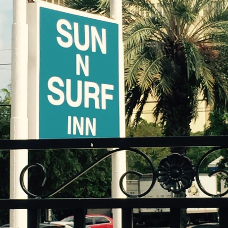 Imagen general del Hotel Sun and Surf Inn. Foto 3