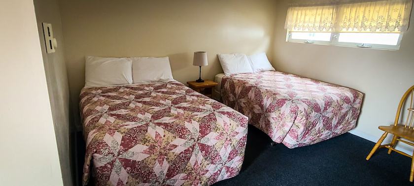 Imagen de la habitación del Hotel Sun and Surf Motel. Foto 10