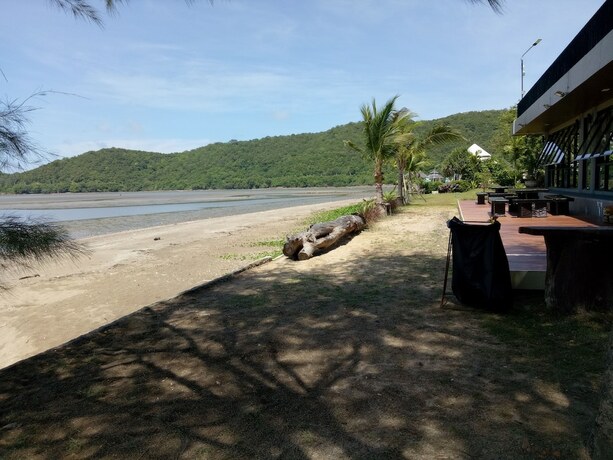 Imagen de los exteriores del Hotel Sun at Sea. Foto 17