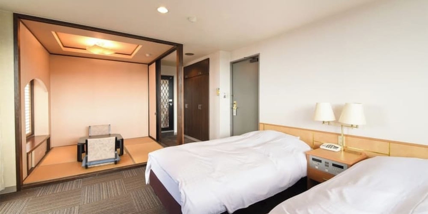 Imagen de la habitación del Hotel Sun city hotel Yamashiro. Foto 6