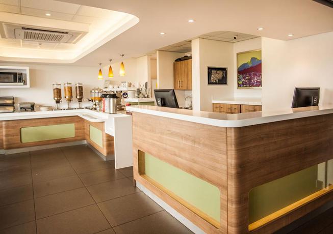 Imagen de los interiores del Hotel Sun1 Milnerton. Foto 6