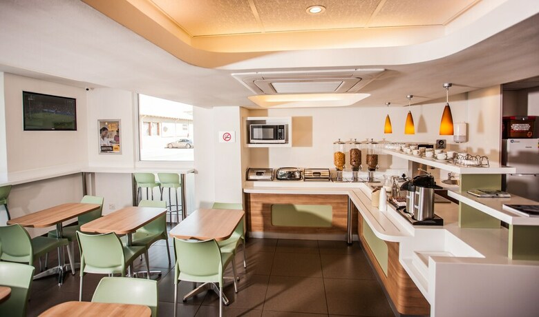 Imagen del bar/restaurante del Hotel Sun1 Wynberg. Foto 3