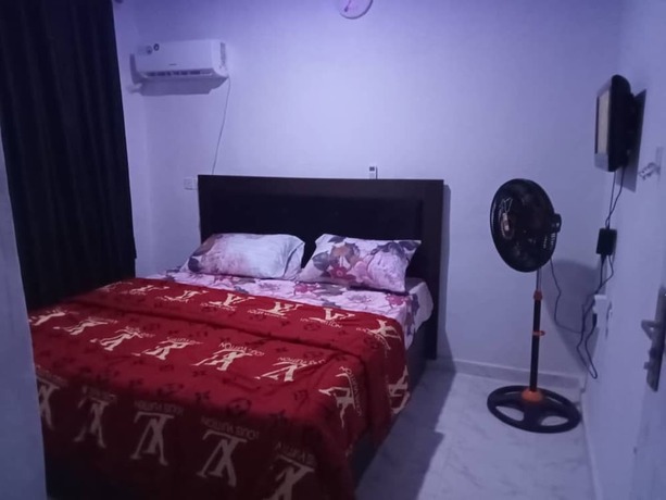 Imagen de la habitación del Hotel SunCityHotelandSuites. Foto 7