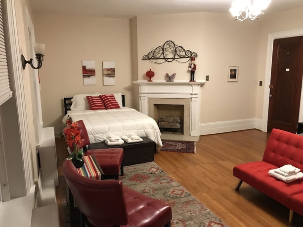 Imagen de la habitación del Hotel SunCliff on the Lake. Foto 10