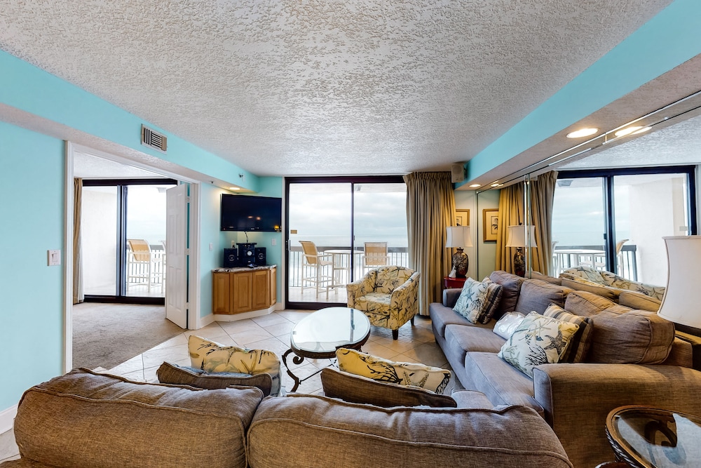 Imagen de la habitación del Hotel SunDestin Beach Resort. Foto 6