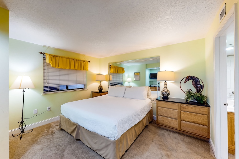 Imagen de la habitación del Hotel SunDestin Beach Resort. Foto 7