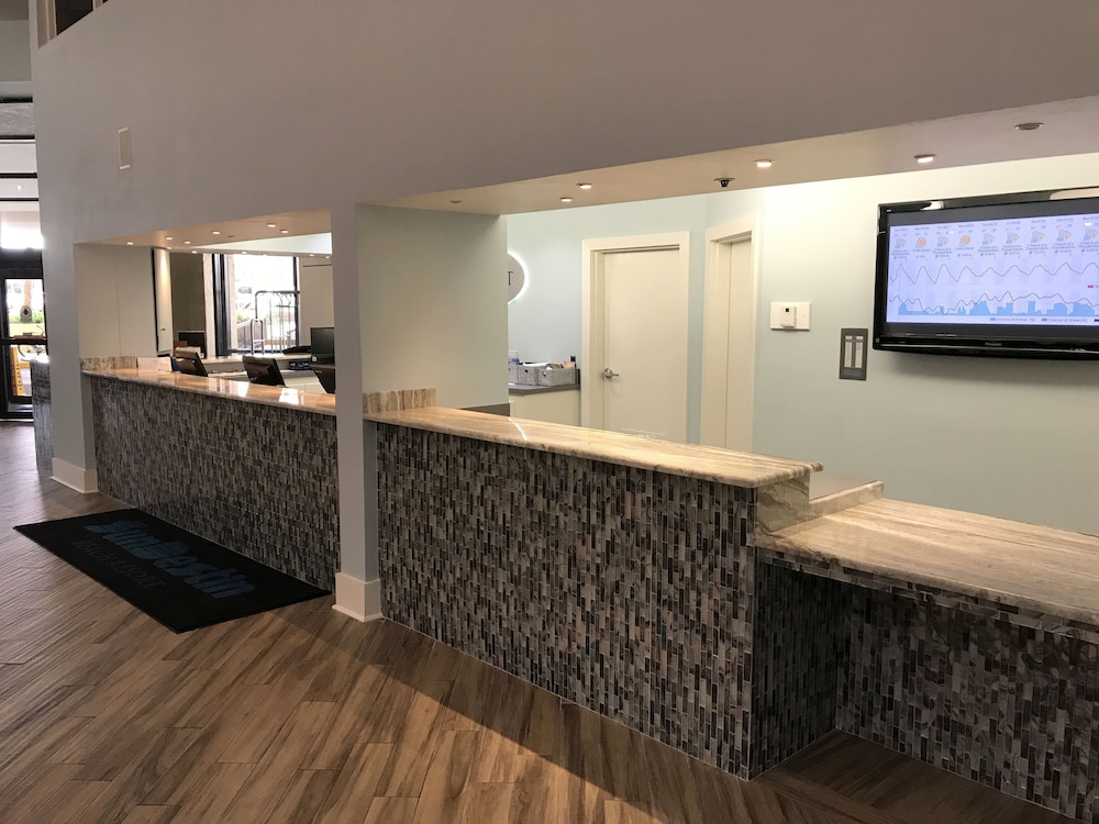 Imagen de los interiores del Hotel SunDestin Beach Resort. Foto 16