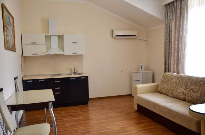 Imagen de la habitación del Hotel SunHotel. Foto 12