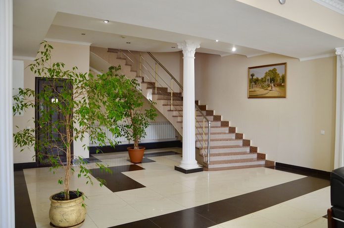 Imagen de los interiores del Hotel SunHotel. Foto 19
