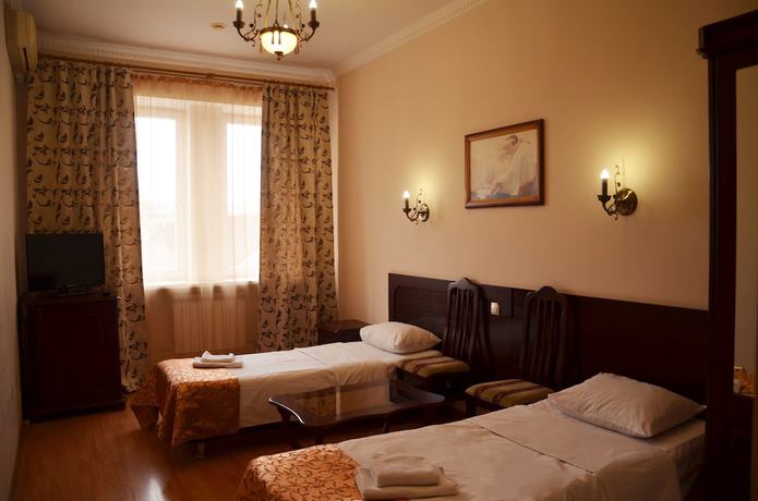Imagen de la habitación del Hotel SunHotel. Foto 15