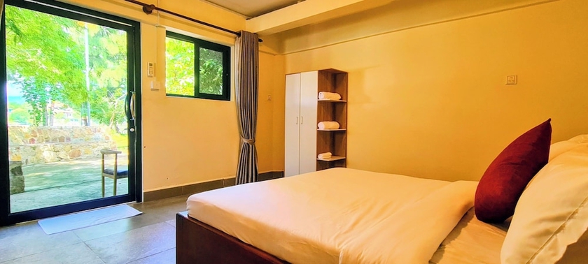 Imagen de la habitación del Hotel SunandRoots Lodge Restaurant and Bar. Foto 5