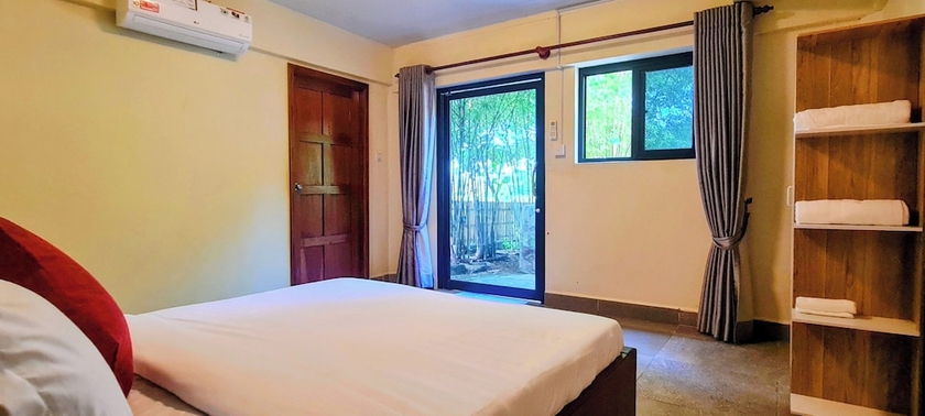 Imagen de la habitación del Hotel SunandRoots Lodge Restaurant and Bar. Foto 12