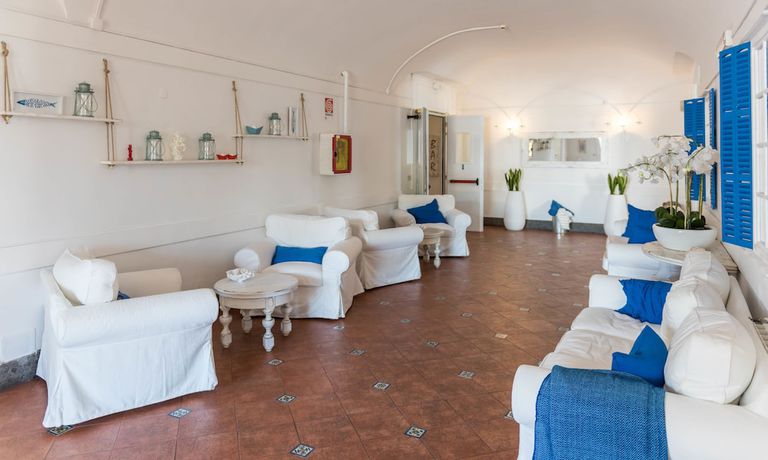 Imagen de los interiores del Hotel Sunbay Park. Foto 19