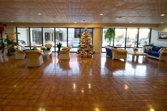 Imagen de los interiores del Hotel Sunbay Resort. Foto 13