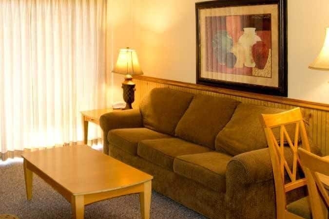 Imagen de los interiores del Hotel Sunbay Resort. Foto 18