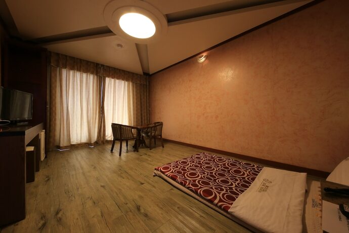 Imagen de la habitación del Hotel Sunbeach. Foto 3