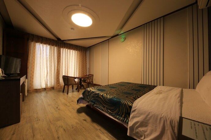 Imagen de la habitación del Hotel Sunbeach. Foto 5
