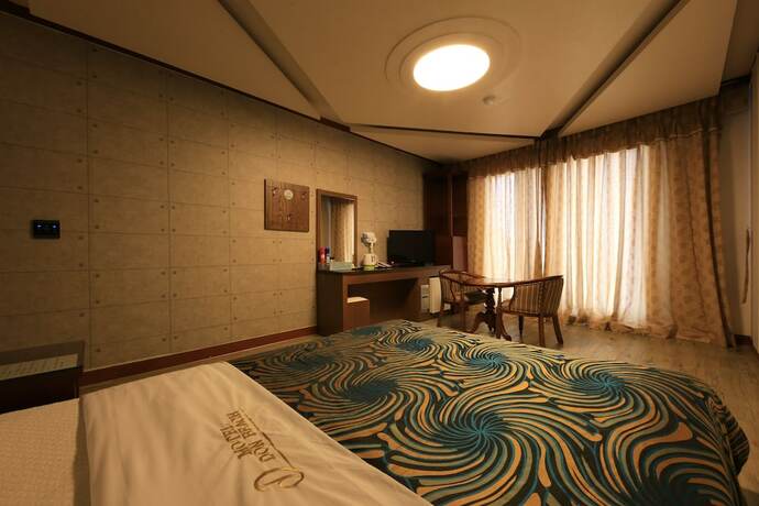 Imagen de la habitación del Hotel Sunbeach. Foto 7