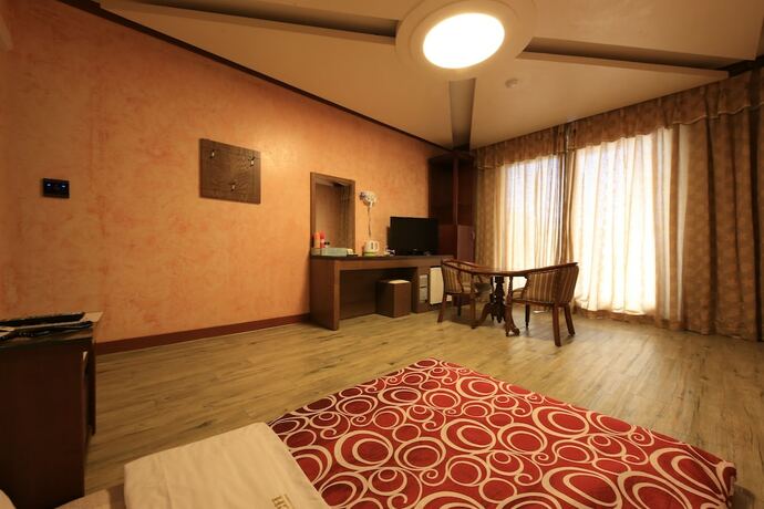 Imagen de la habitación del Hotel Sunbeach. Foto 13