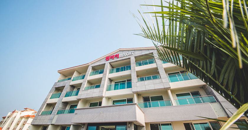 Imagen de la habitación del Hotel Sunbeach Resort. Foto 6