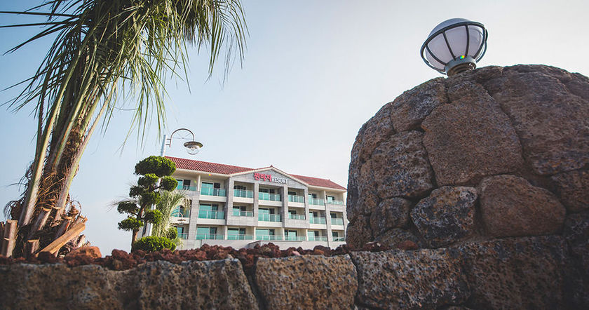 Imagen general del Hotel Sunbeach Resort. Foto 2