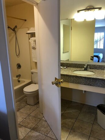 Imagen general del Hotel Sunbeam Motel. Foto 7