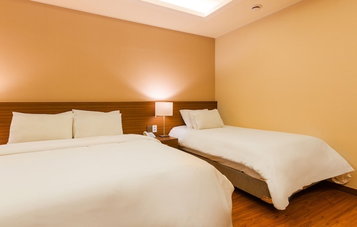 Imagen de la habitación del Hotel Sunbee. Foto 12