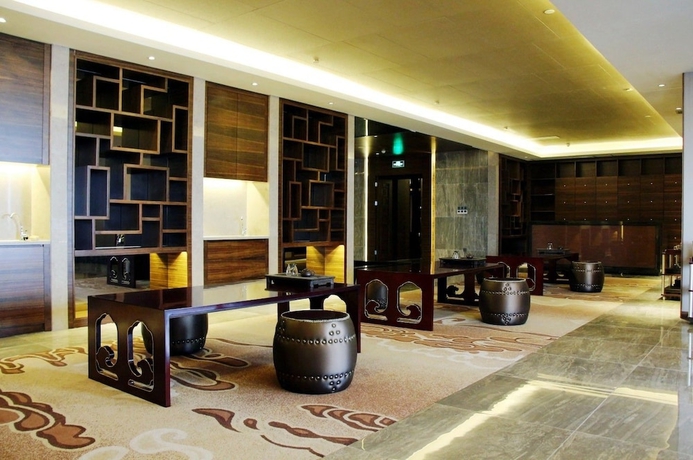Imagen de los interiores del Hotel Sunbelieve International Hotel. Foto 19