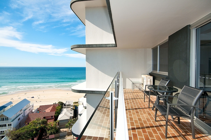 Imagen de la habitación del Hotel Sunbird Beach Resort. Foto 3