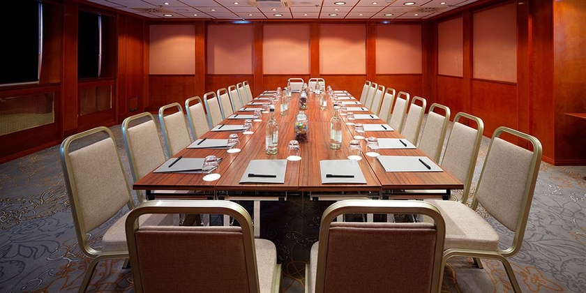 Imagen de los interiores del Hotel Sunborn London. Foto 13